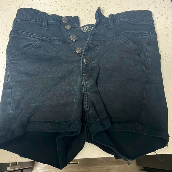 American Eagle. Size 8, Black jean shorts - Picture 1 of 2